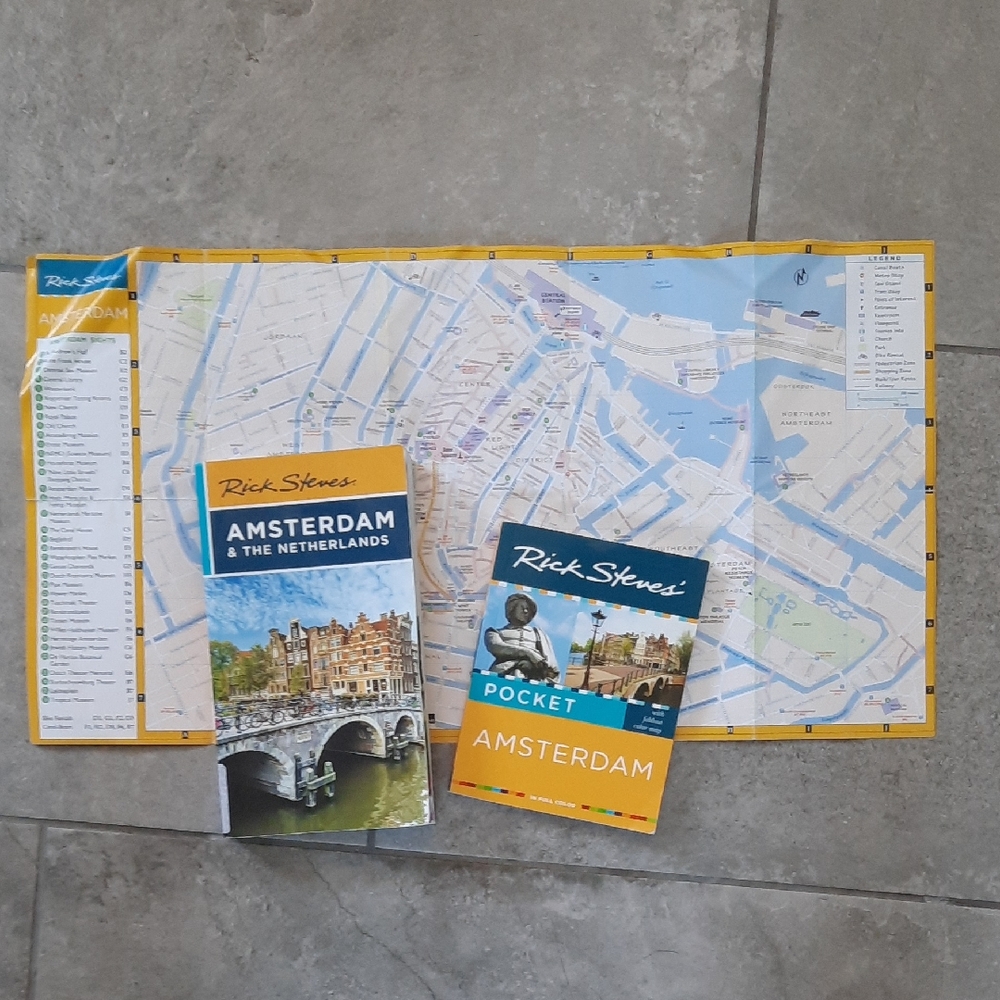Amsterdam & The Netherlands Travel Guide Set
